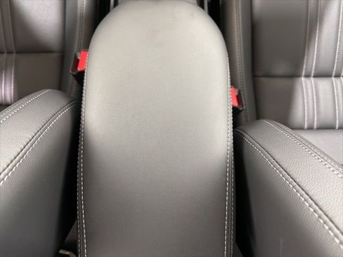 Used 2025 Honda HR-V EX-L image 44