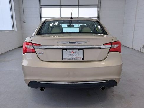 Used 2013 Chrysler 200 Limited w/ Sun/Sound Group FWD image 6
