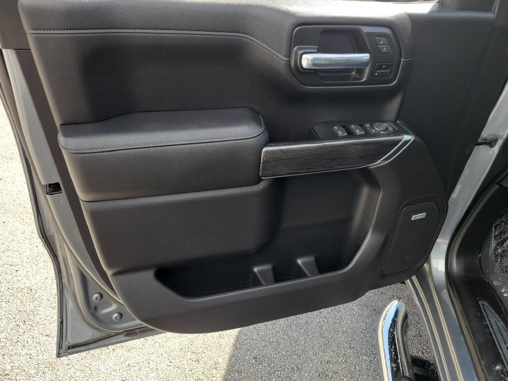Used 2021 Chevrolet Silverado 1500 LTZ AWD/4WD image 19