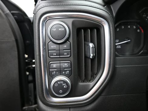 Used 2020 GMC Sierra 1500 Elevation w/ Elevation Value Package AWD/4WD image 12