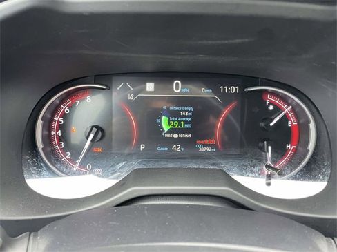 Used 2024 Toyota RAV4 LE image 22