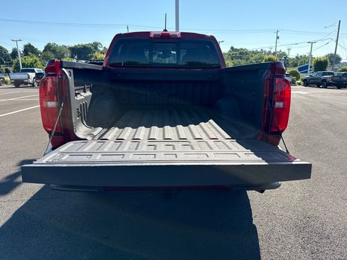 Used 2021 Chevrolet Colorado Z71 w/ Safety Package AWD/4WD image 4
