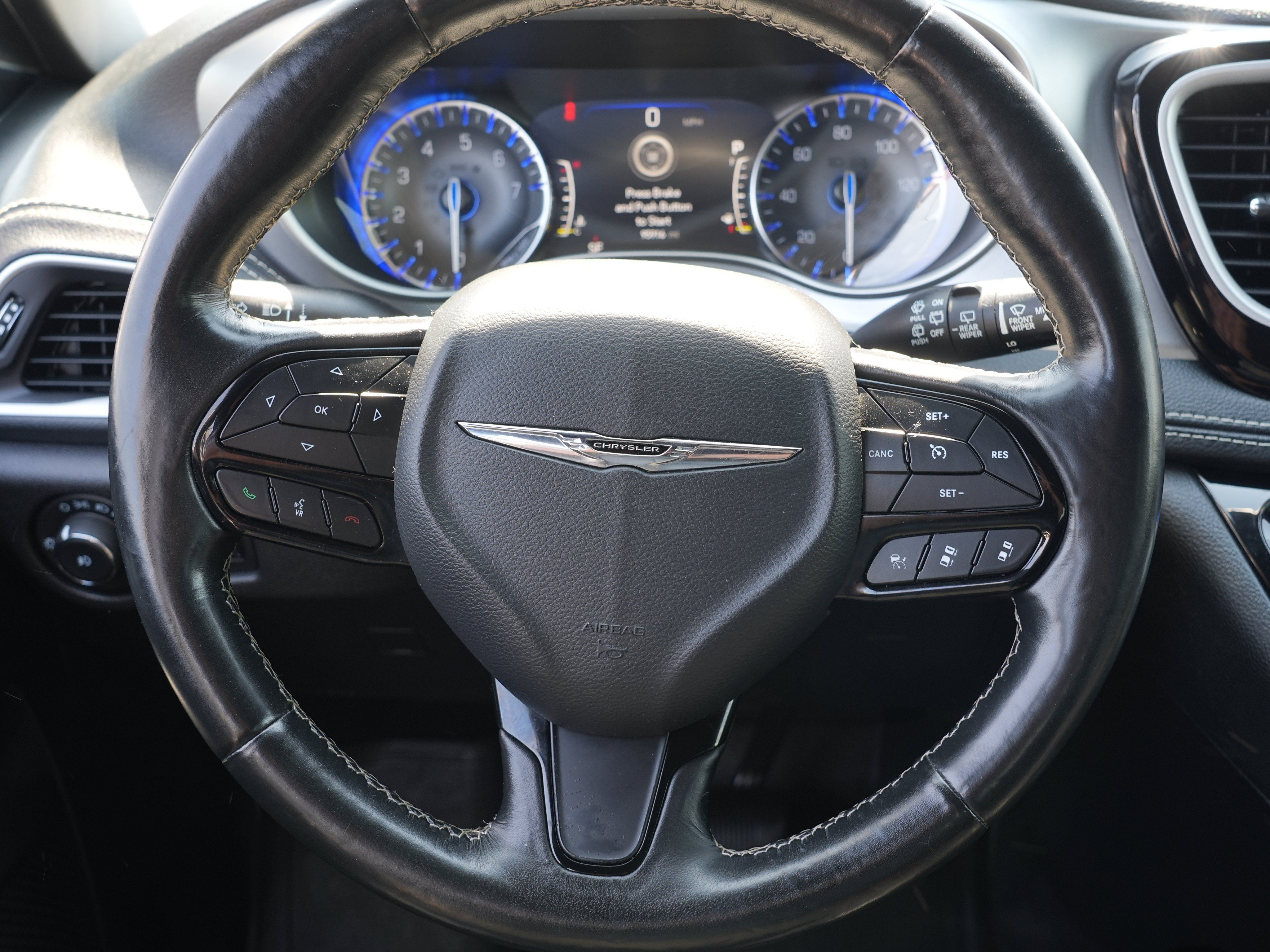 Used 2021 Chrysler Pacifica Touring-L w/ S Appearance Package FWD image 21