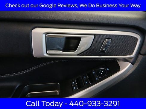 Used 2023 Ford Explorer XLT image 27