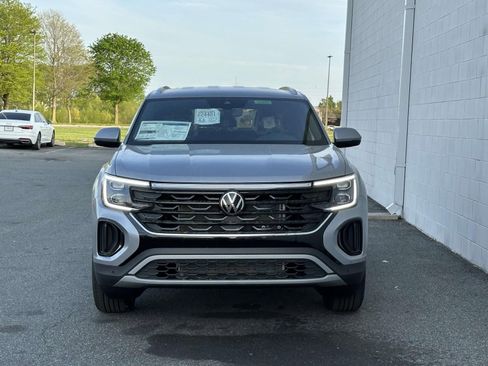 New 2026 Volkswagen Atlas Cross Sport SE AWD/4WD image 9