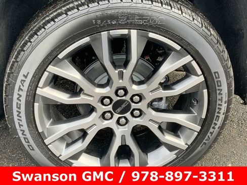 New 2026 GMC Acadia Denali Ultimate w/ LPO, Floor Liner Package image 34