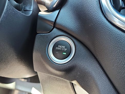 Used 2024 Chevrolet Equinox LT AWD/4WD image 26