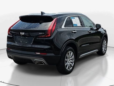 Used 2023 Cadillac XT4 Premium Luxury FWD image 6