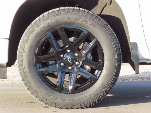 Certified 2022 Chevrolet Silverado 1500 RST w/ Z71 Off-Road Package image 13