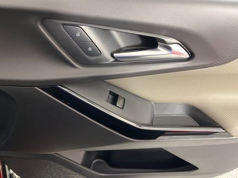 New 2026 Chevrolet Equinox LT w/ Convenience Package II FWD image 10