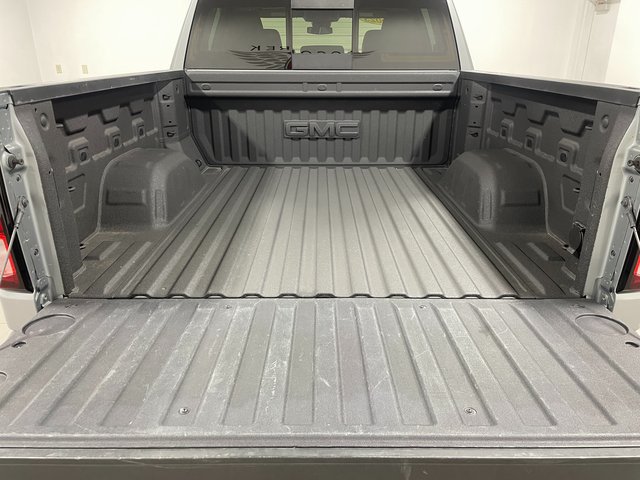 Used 2025 GMC Sierra 1500 Elevation w/ Preferred Package AWD/4WD image 24
