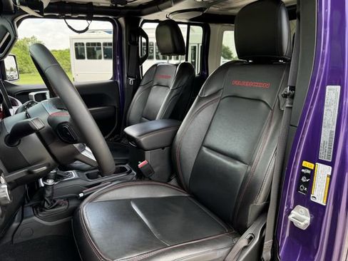 Used 2023 Jeep Wrangler Unlimited Rubicon w/ Xtreme 35 Tire Package AWD/4WD image 23