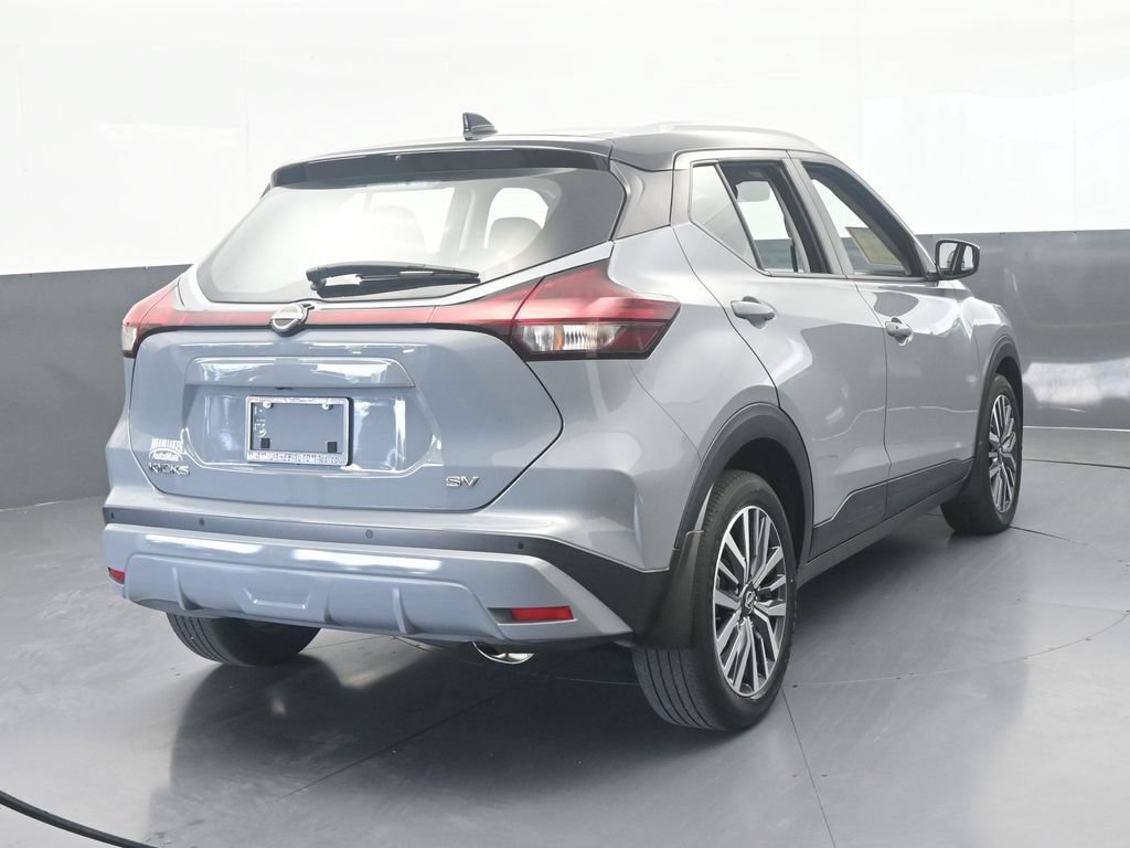 Used 2023 Nissan Kicks SV FWD image 5