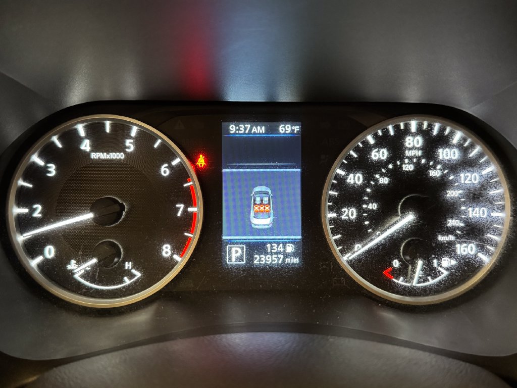 Used 2025 Nissan Sentra S FWD image 10