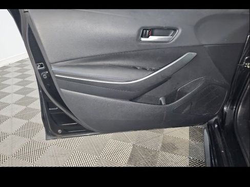 Used 2022 Toyota Corolla SE image 23