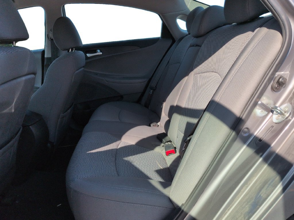 Used 2012 Hyundai Sonata GLS FWD image 23