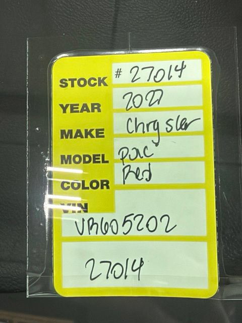 New 2027 Chrysler Pacifica Select AWD/4WD image 30