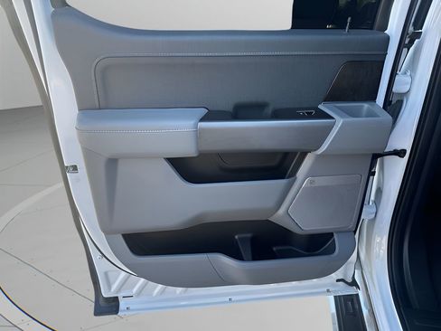 Used 2023 Ford F150 Lariat image 17