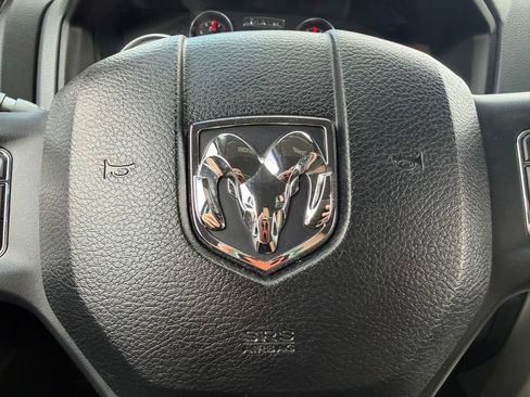Used 2018 RAM 1500 Big Horn AWD/4WD image 38