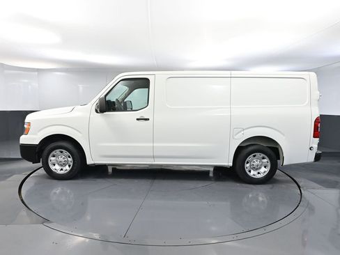 Used 2019 Nissan NV 2500 SV RWD image 9