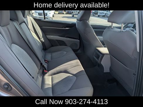 Used 2019 Toyota Camry LE FWD image 28