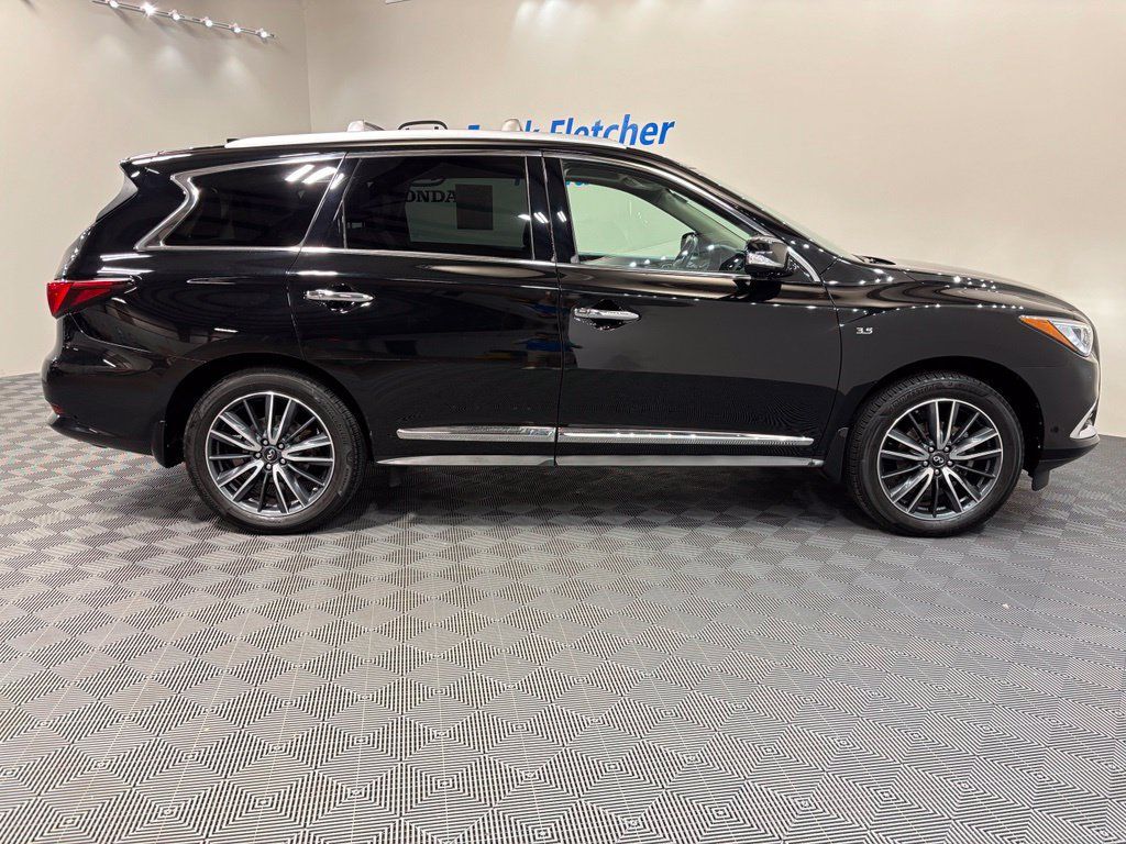 Used 2018 INFINITI QX60 Luxe w/ Deluxe Technology Package AWD/4WD image 7