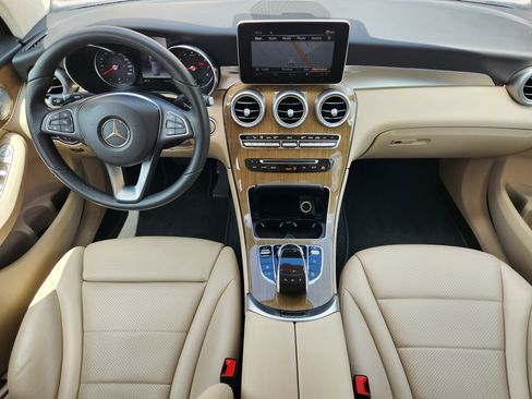 Used 2018 Mercedes-Benz GLC 300 4MATIC image 26