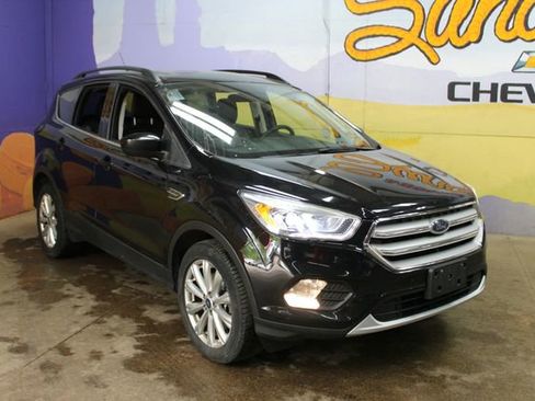Used 2019 Ford Escape SEL w/ Sun & Style Package AWD/4WD image 4