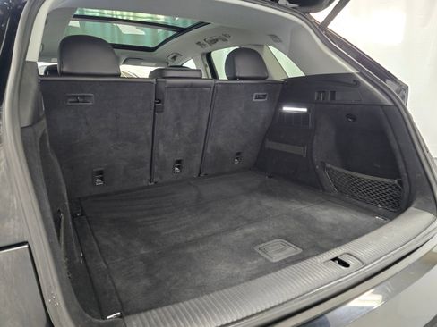 Used 2018 Audi Q5 2.0T Premium Plus w/ Premium Plus Package image 23