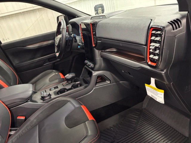 Used 2025 Ford Ranger Raptor AWD/4WD image 16