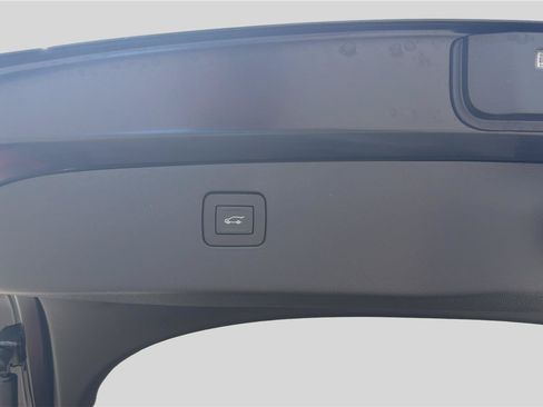 New 2026 Buick Envista Sport Touring w/ Convenience I Package FWD image 17