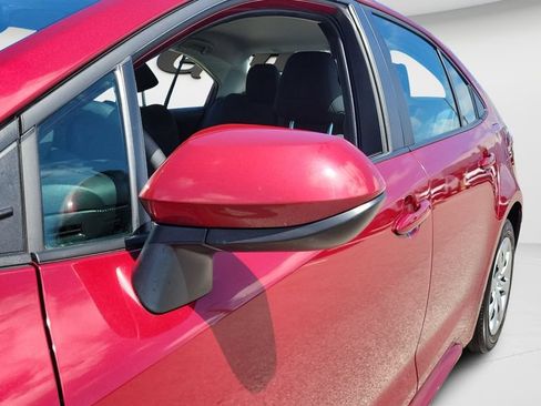 Used 2022 Toyota Corolla LE FWD image 23