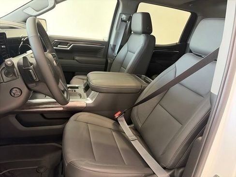 New 2026 Chevrolet Silverado 1500 LTZ w/ LTZ Premium Package AWD/4WD image 15