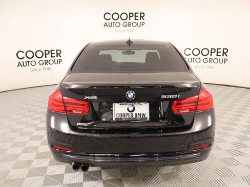Used 2018 BMW 330i xDrive Sedan AWD/4WD image 22