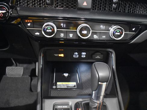 Certified 2024 Honda CR-V Sport Touring image 19