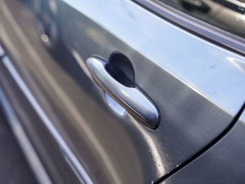 Used 2021 Toyota Corolla LE w/ Carpet Mat Package (TMS) image 11