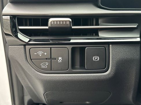 New 2026 Kia Sportage SX image 22