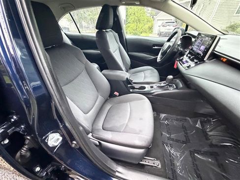 Used 2021 Toyota Corolla LE FWD image 30
