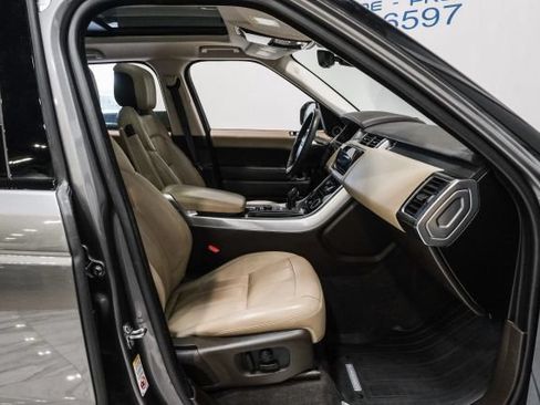 Used 2019 Land Rover Range Rover Sport HSE AWD/4WD image 30