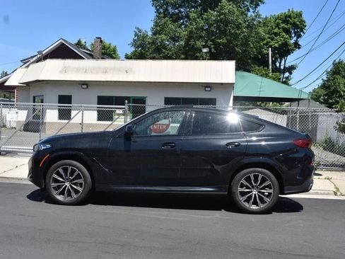 Used 2025 BMW X6 xDrive40i AWD/4WD image 5