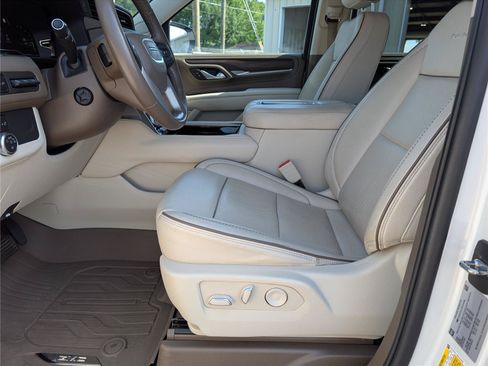 Used 2022 GMC Yukon Denali AWD/4WD image 13