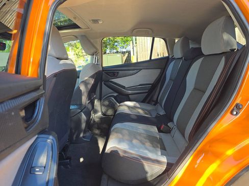 Used 2018 Subaru Crosstrek 2.0i Premium w/ Moonroof Package AWD/4WD image 13