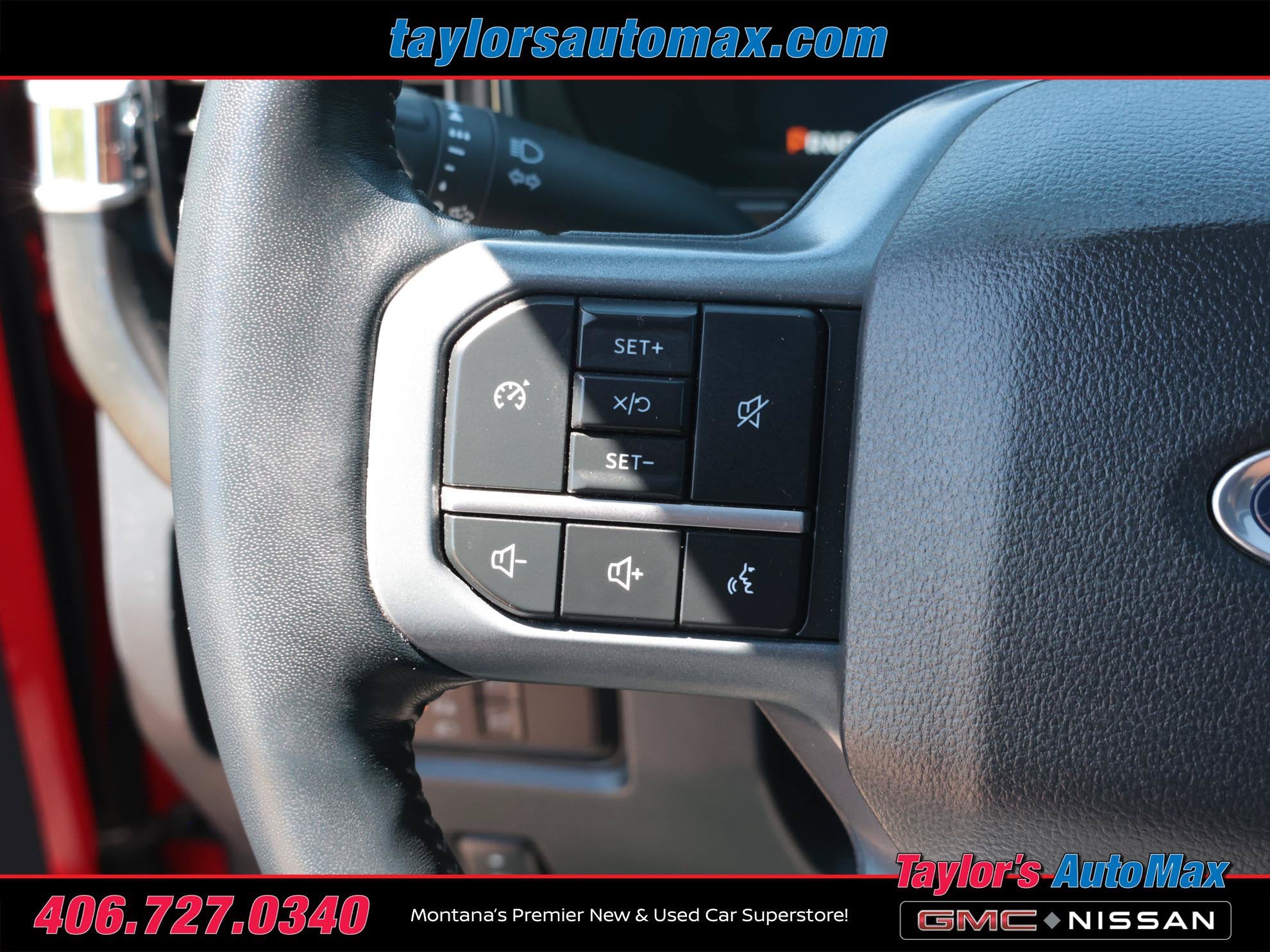 Used 2024 Ford F350 Lariat w/ Black Appearance Package AWD/4WD image 33