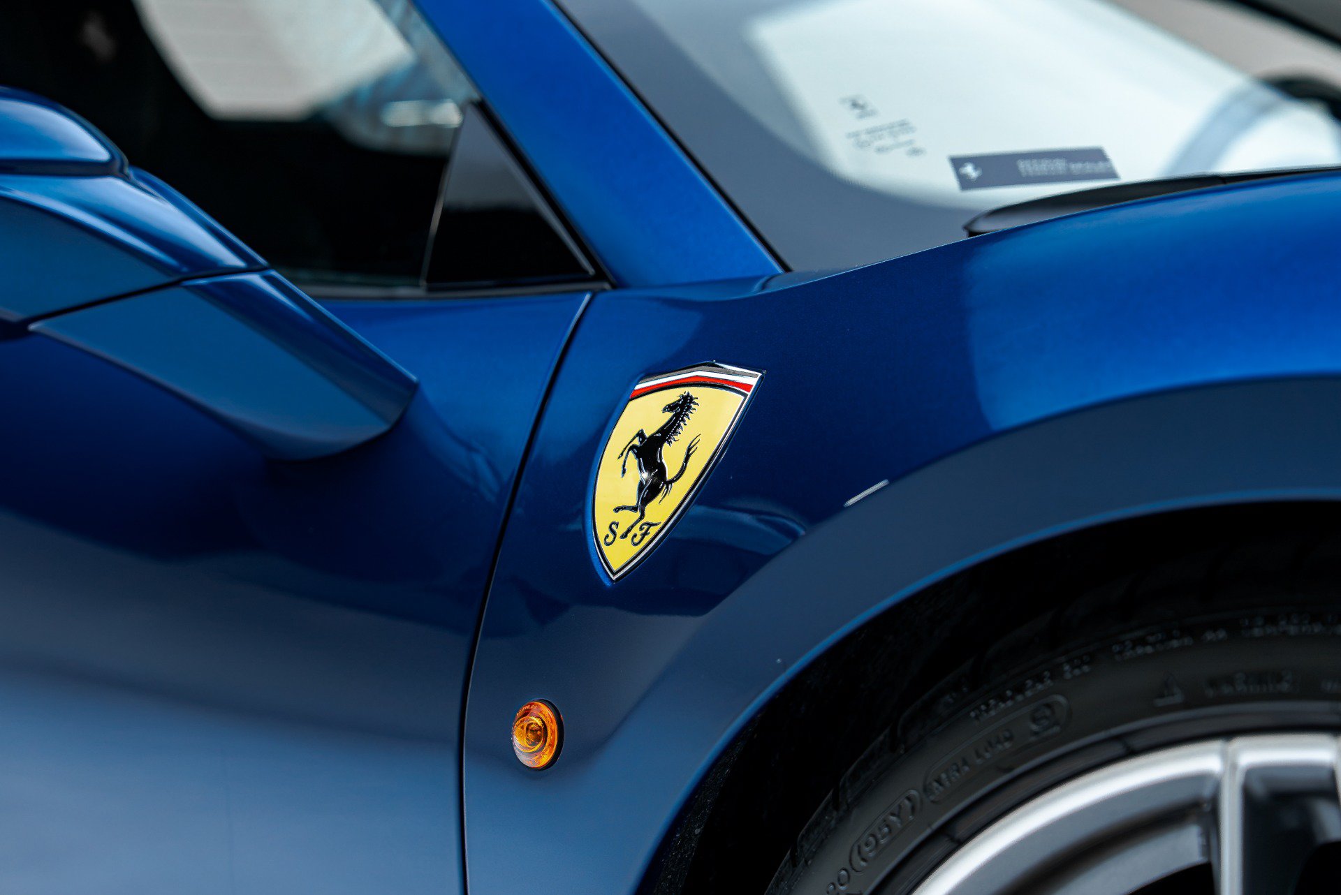 Used 2019 Ferrari 488 Spider RWD image 29