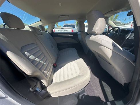 Used 2019 Ford Fusion S FWD image 11