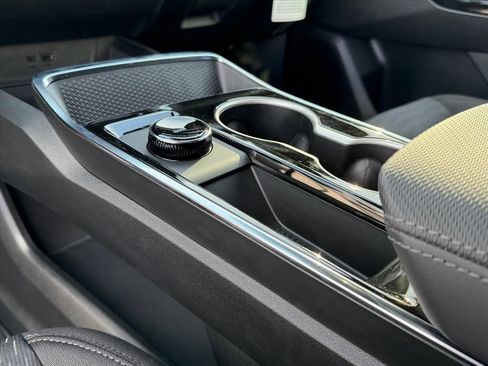 New 2026 Chevrolet Equinox LT FWD image 12