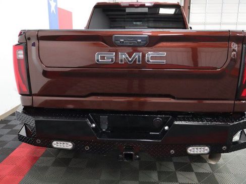 Used 2024 GMC Sierra 2500 Denali Ultimate AWD/4WD image 27