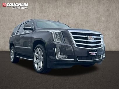 Used 2017 Cadillac Escalade Luxury