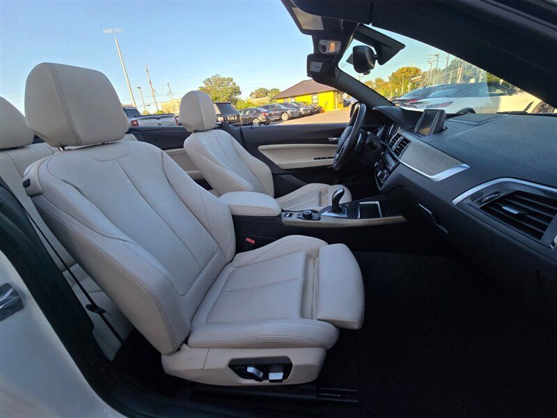 Used 2018 BMW 230i Convertible RWD image 13