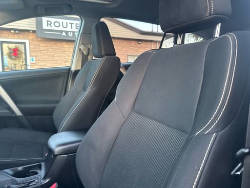 Used 2015 Toyota RAV4 XLE image 23